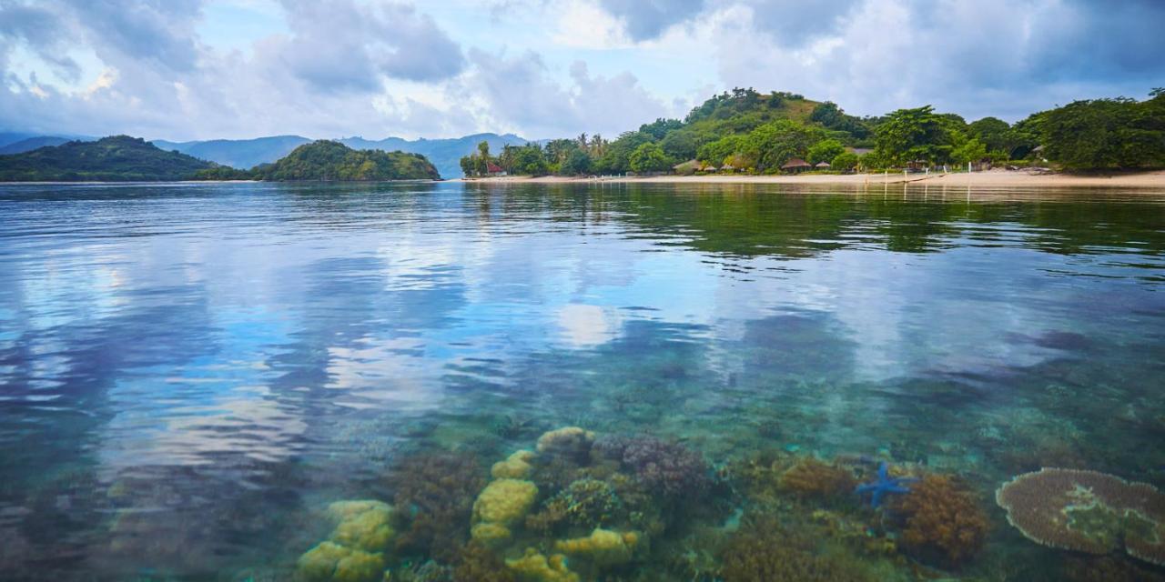 Pearl Beach Resort Gili Asahan Buitenkant foto